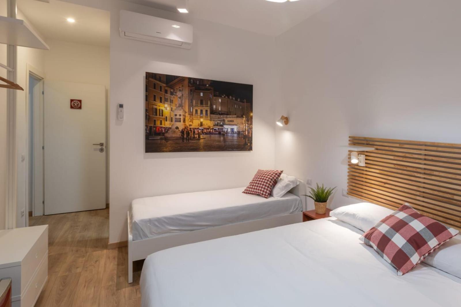 433 Rooms Roma Rome Exterior photo
