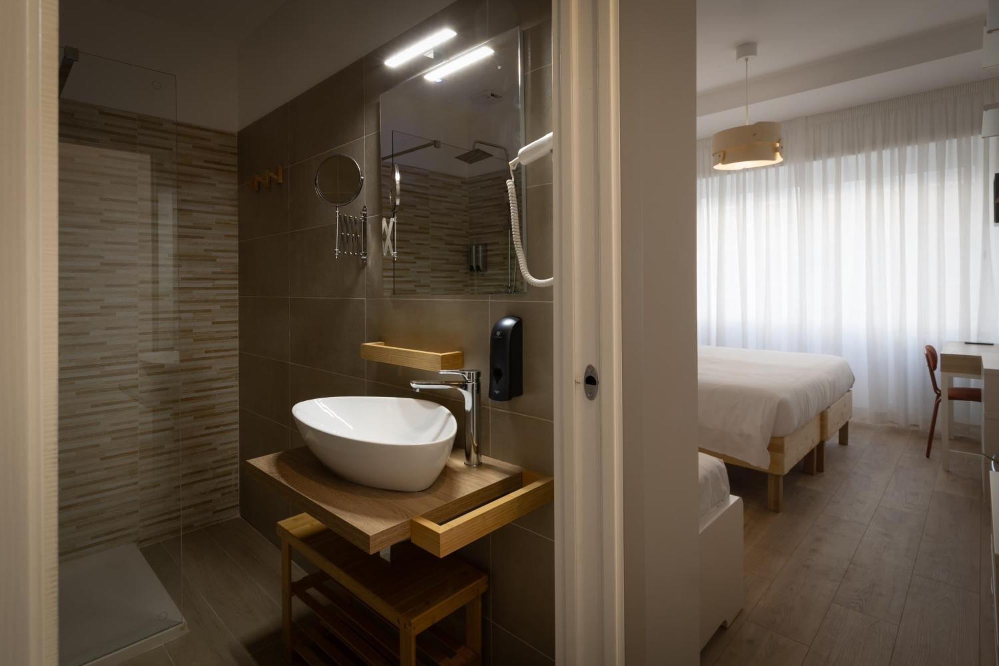 433 Rooms Roma Rome Exterior photo